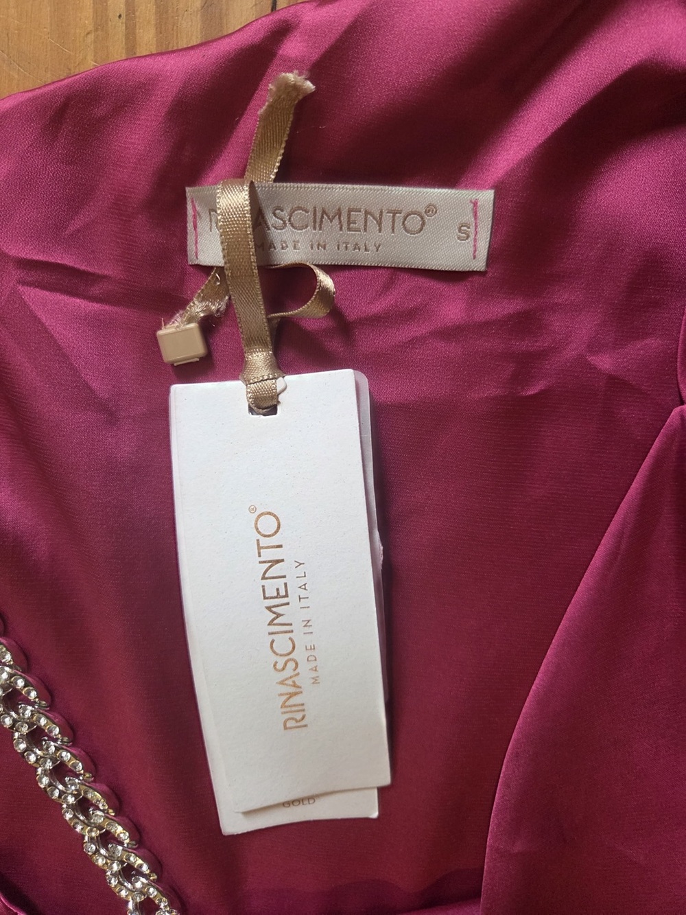 Rinascimento Magenta One-Shoulder Satin Camisole with Chain Strap - Picture 4 of 4